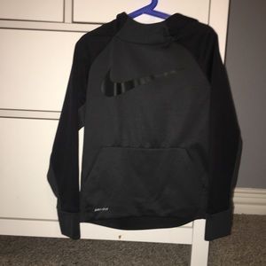 Nike pullover hoodie